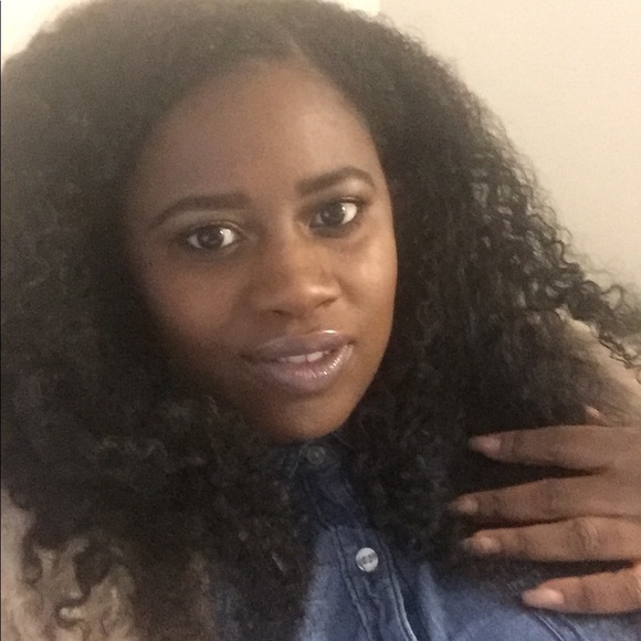 Meet your Posher, Sade - Picture 4 of 5